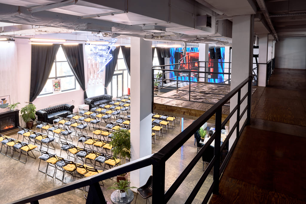 Как зонировать лофт для мероприятия: идеи для разных событий